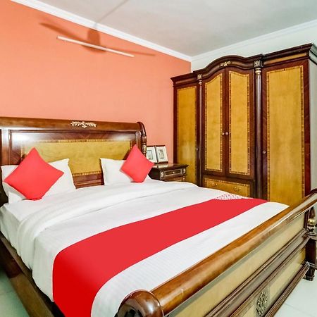 Oyo Hotel R K Residency Gurgaon Zewnętrze zdjęcie
