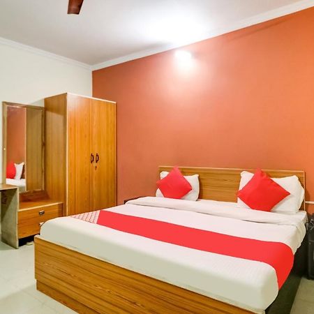 Oyo Hotel R K Residency Gurgaon Zewnętrze zdjęcie