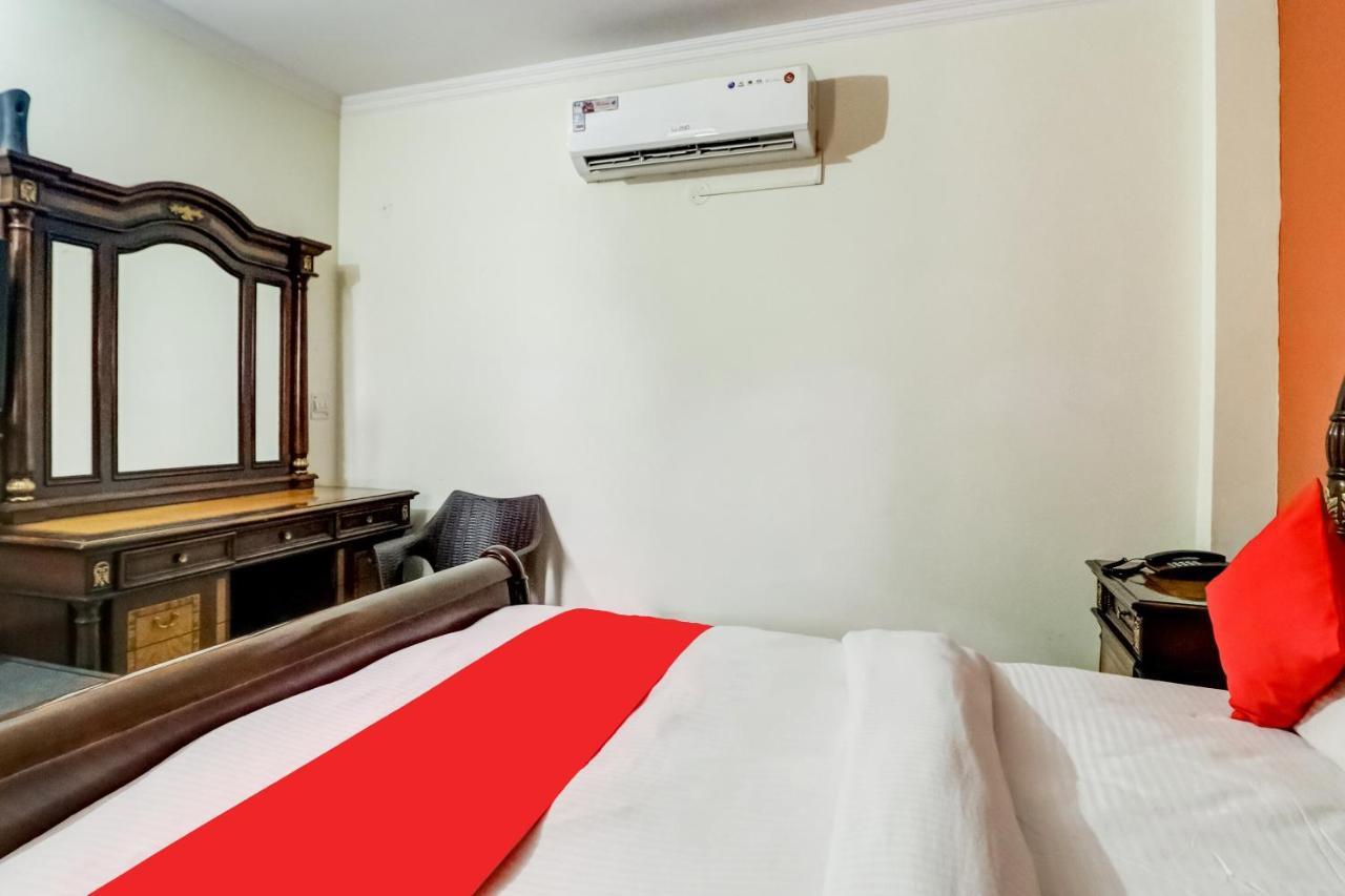 Oyo Hotel R K Residency Gurgaon Zewnętrze zdjęcie