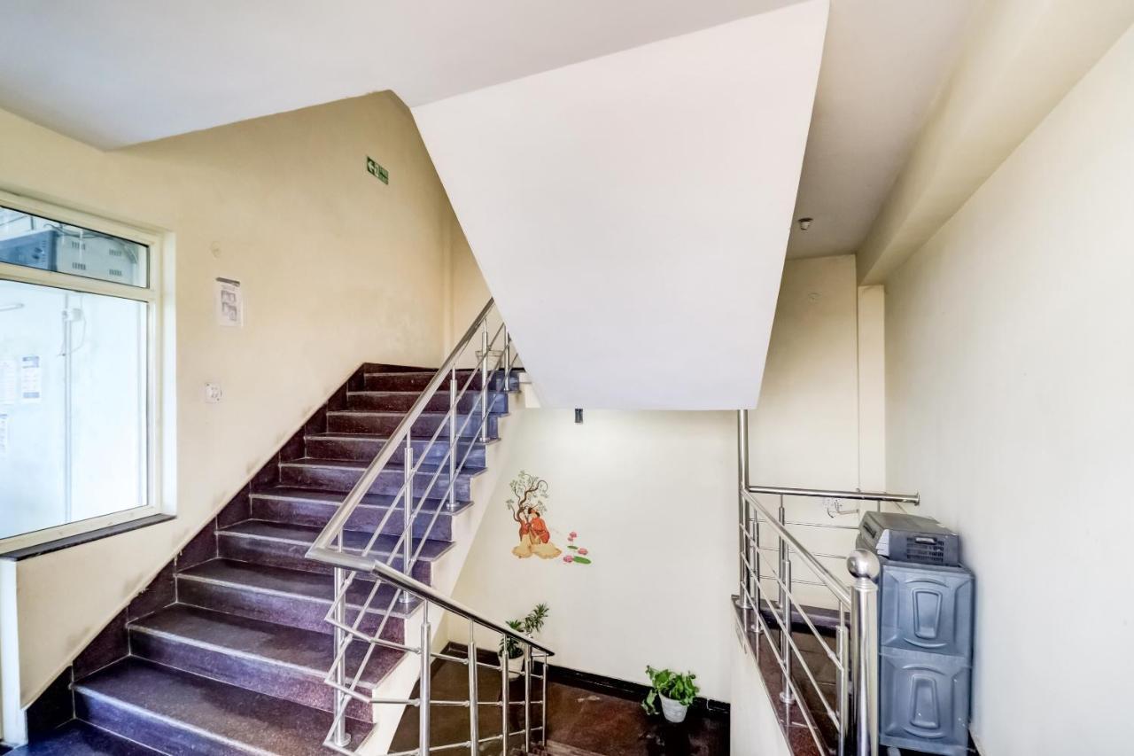 Oyo Hotel R K Residency Gurgaon Zewnętrze zdjęcie