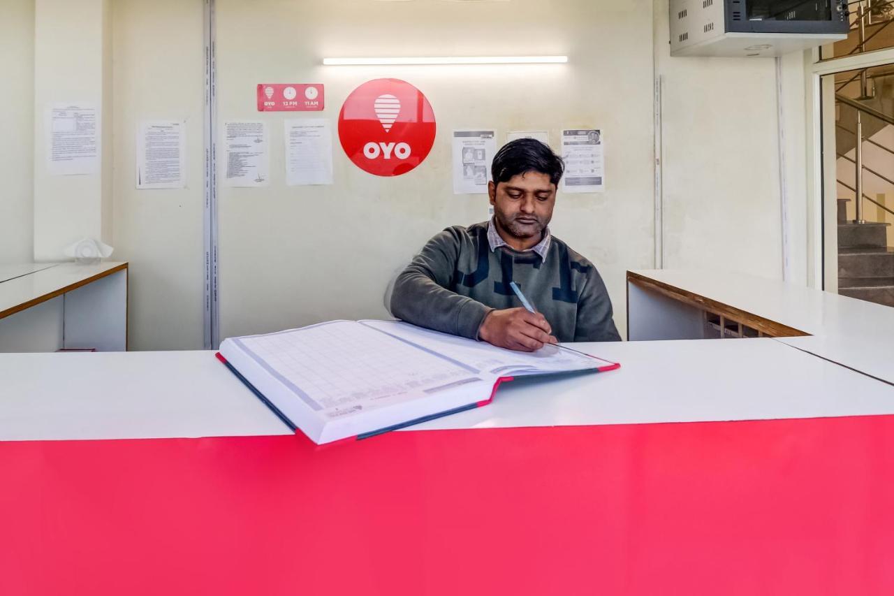 Oyo Hotel R K Residency Gurgaon Zewnętrze zdjęcie