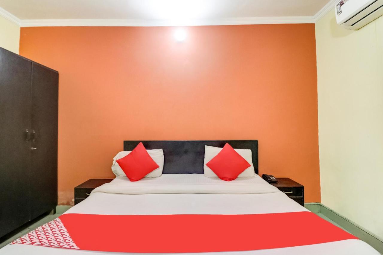 Oyo Hotel R K Residency Gurgaon Zewnętrze zdjęcie