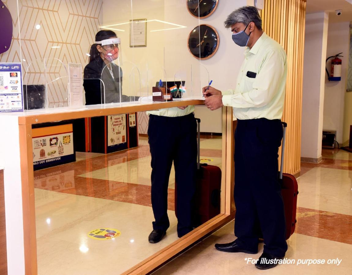 Oyo Hotel R K Residency Gurgaon Zewnętrze zdjęcie